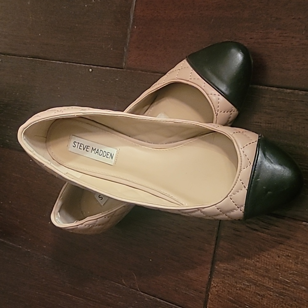 Steve Madden Caption Ballet Flats Size9